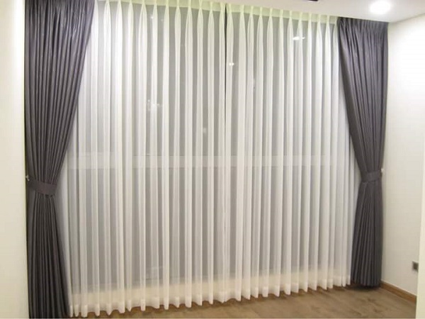 Rèm vải 2 lớp mà xám ghi mang phong cách hiện đại cho căn phòng 