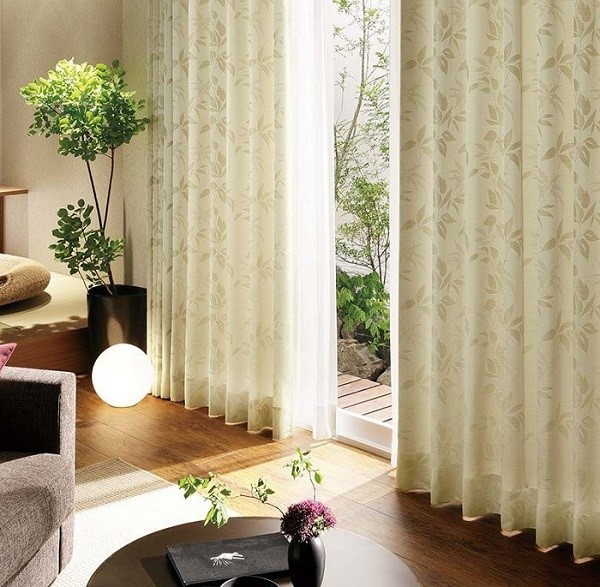 Rèm vải có họa tiết hiện đại trẻ trung