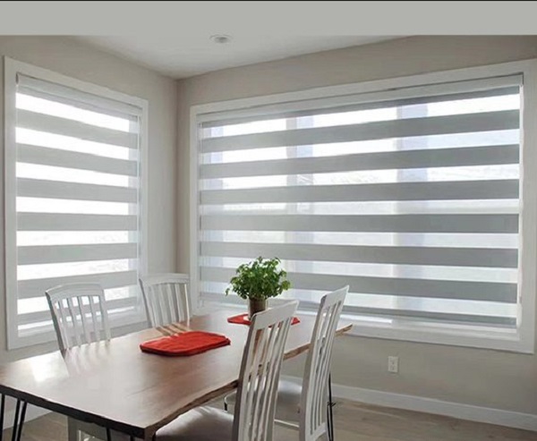 Rèm cửa với không gian mở phòng ăn