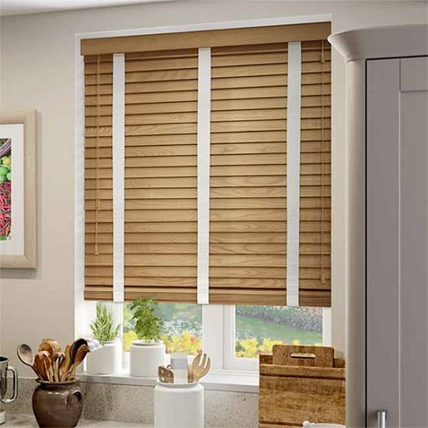 Mẫu rèm gỗ dành cho phòng bếp sang trọng