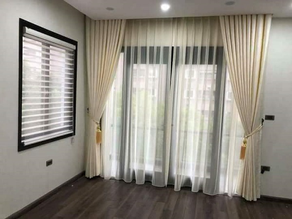 Rèm vải sang trọng