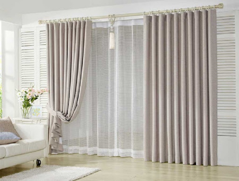 Rèm cửa hiện đại làm tăng sự sang trọng cho căn phòng