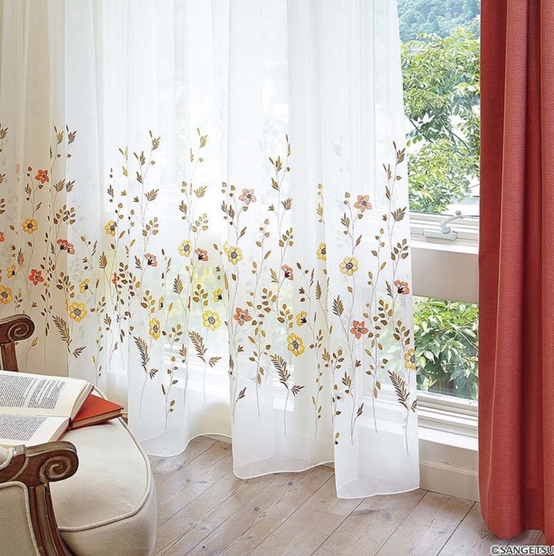 Rèm voan đẹp cao cấp thêu tay mang lại sự đẳng cấp cho căn phòng